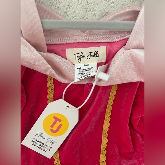 Taylor Joelle Sleeping Beauty Dress - Picture 4 of 4